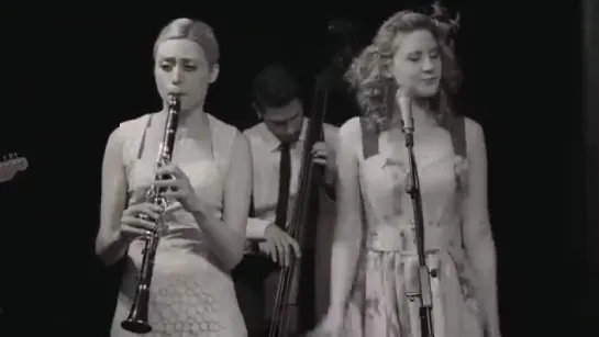 Hetty and  the Jazzato Band - Retro Italian Swing Medley