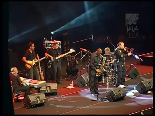 2008 Joe Sample  the Crusaders Snowflake Live at Java Jazz Festival[1]