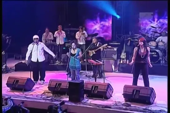 2006 Incognito ft Omar  Carleen Anderson Still A Friend Of Mine at Java Jazz Festival[1]