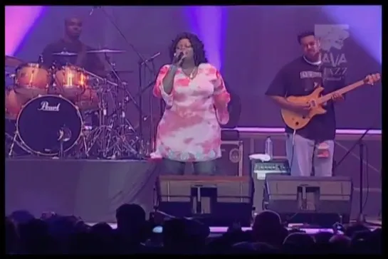 2005 Angie Stone I Wanna Thank Ya Live at Java Jazz Festival