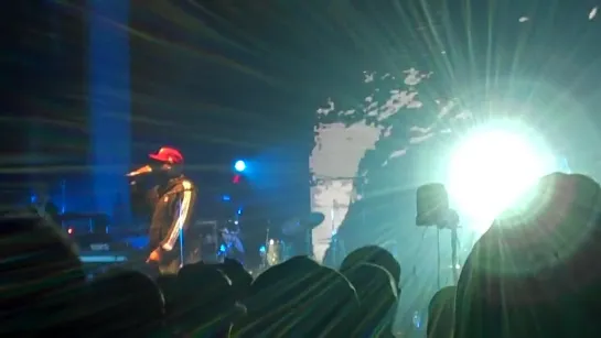 Portishead ft. Chuck D [Public Enemy] - Machine Gun (ATP Festival 02.10.2011)