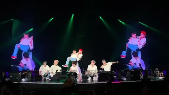 20.03.2019г. V на руках JK BTS тур LYS в Гонконге - Anpanman