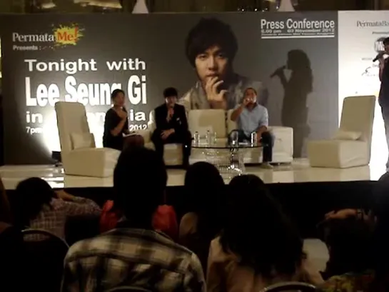 Lee Seung Gi - Press Conference [Jakarta 3 Nov 2012] - Pt 2 [VWpIlOYdD0c]