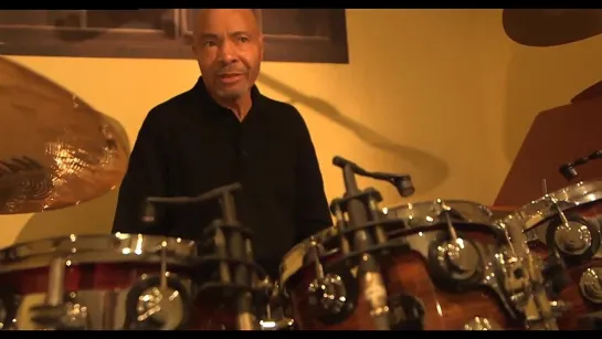 CHESTER THOMPSON UNFILTERED_ON DRUMMING WITH GENESIS  PHIL COLLINS. FULL 2014 I