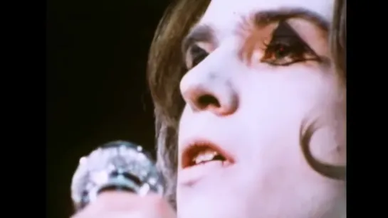 Genesis - Live - Bataclan (1973)