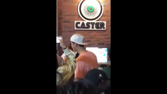 180402 LuHan @ at caster dance studio