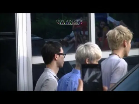 [FANCAM] 130817 EXO по пути на Bucheon fansign