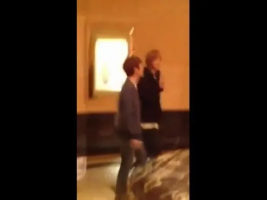 [FANCAM] 120921 EXO at Mulya Hotel Jakarta Indonesia