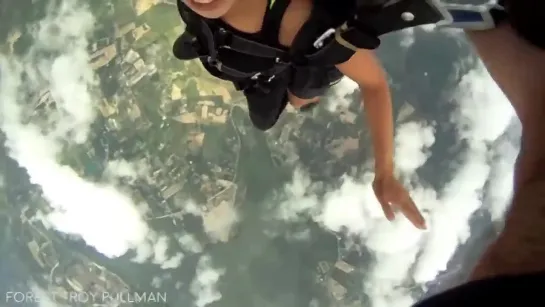 TOP 5 SKYDIVE FAILS CAUGHT ON CAMERA