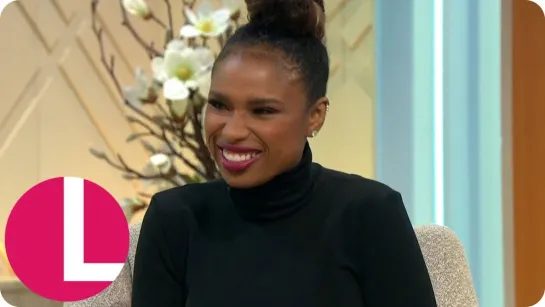 Lorraine: The Voice's Jennifer Hudson Says Throwing Her Shoe Is a Compliment