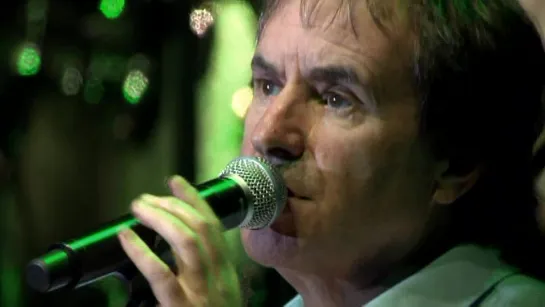 Chris de Burgh  Band - Africa [TOTO Cover] (Footsteps - Live in Concert, 2009)+Улучшенное звучание. Full HD 1080p.