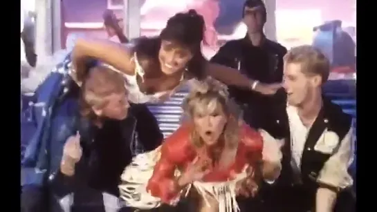 SAMANTHA FOX - Hold On Tight (1986)