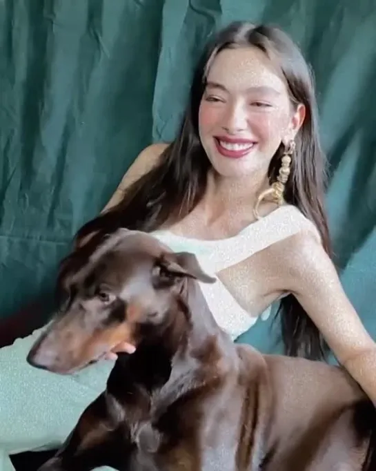 neslihanatagul-video-30-07-2021 (3)