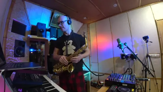 Запись трансляции диджей марафона с выступлением Syntheticsax для передачи "По студиям"