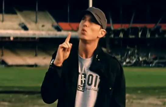 Eminem – Beautiful