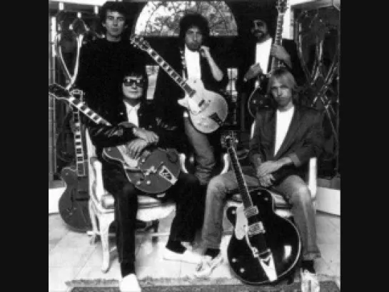 The Traveling Wilburys - Congratulations