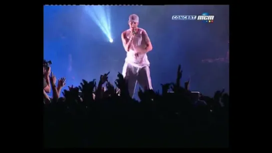 Eminem - Live in Barcelona (2002)