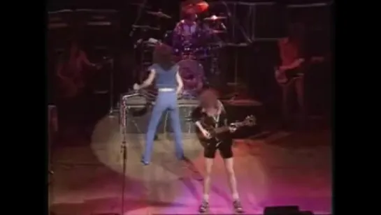 ACDC - Live 1977 05 Whole Lotta Rosie