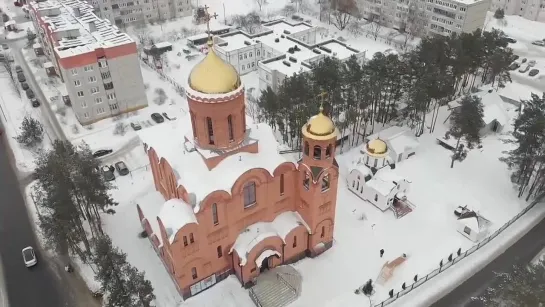 Владимир. Церковь в загородном