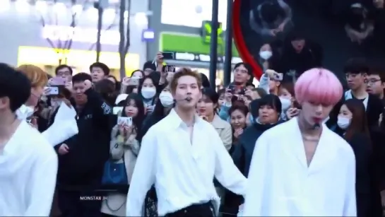 [Fancam][27.03.2018] MONSTA X filming for 1theK 'Run To You' at Sinchon