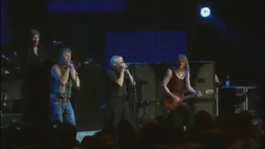 Deep Purple - Too Much Fun / Black Night (Live at the Montreux Jazz Festival in Montreux, Switzerland on 15 July 2006)