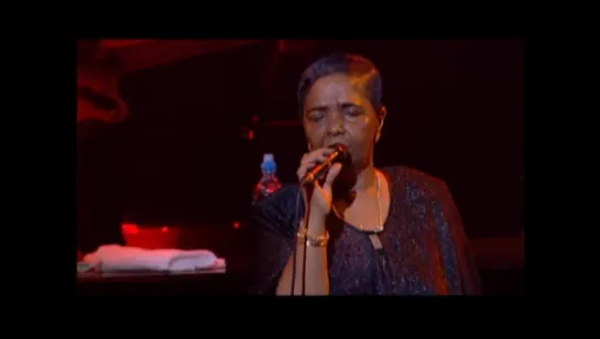 CESARIA_EVORA - LIVE IN PARIS 28April 2001/