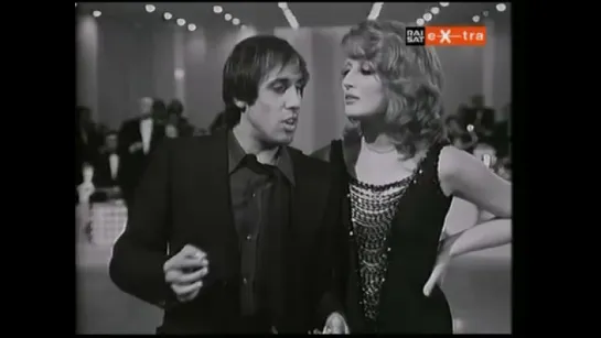 Mina e Adriano Celentano - Parodia di PAROLE PAROLE (1972)