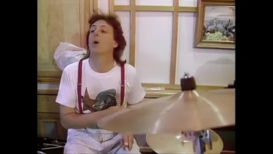 Paul McCartney on Drums (rehearsals in July, 1991 at The Mill Studio in Sussex)