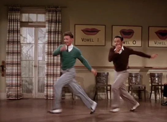 Moses Supposes  Gene Kelly  Donald O'Connor  (Singin' in the Rain  1952  Поющие под дождем)Джин Келли  Дональд О Коннор