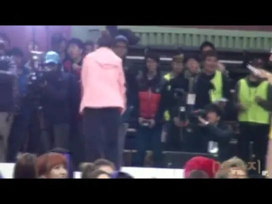 [FANCAM] Bo Mi - Gorilla Dance (120108 Idol Star Championship)