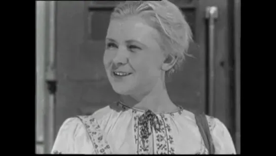 Девушка с характером (1939)