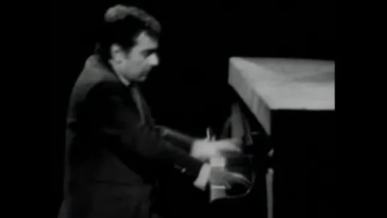 Dudley Moore - Improvisation in Beethoven´s Style ;)))