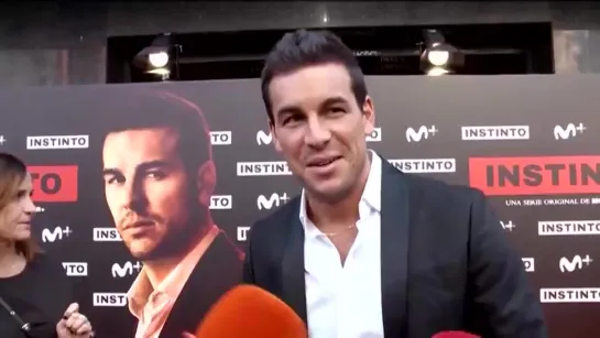 Mario Casas se desnuda por completo