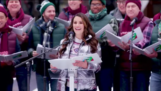 Old Navy x Lea Michele: Holiday #your❤️out with Lyft