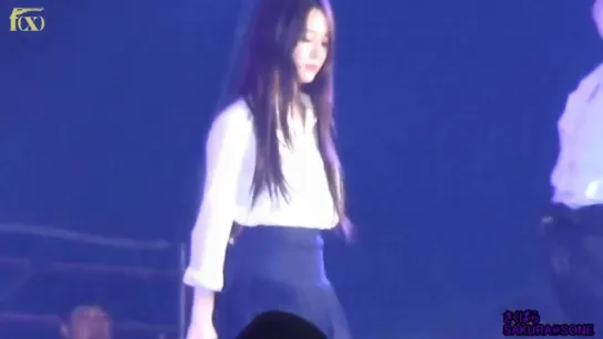 Rum Pum Pum Pum at SM Town in Taiwan (150321) (Krystal Focus)