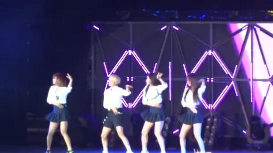 Rum Pum Pum Pum at SM Town in Taiwan (150321)