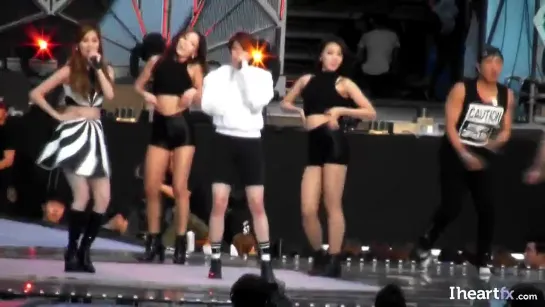 SeoHyun&Amber - Problem at SMTown Live World Tour in Seoul (140815)