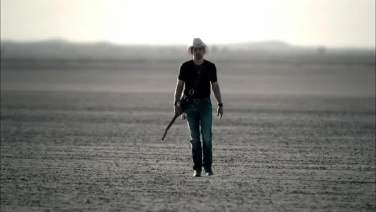 Brad Paisley - Remind Me  Ft. Carrie Underwood (Official Video)