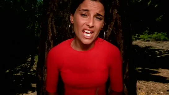 Nelly Furtado - I'm Like A Bird (Nickelodeon Version)