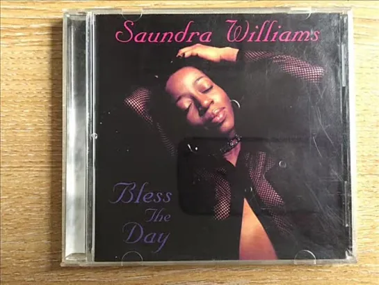 Saundra Williams  -  Turnaround Chile