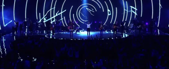 Hillsong - Open Heaven River Wild 2015