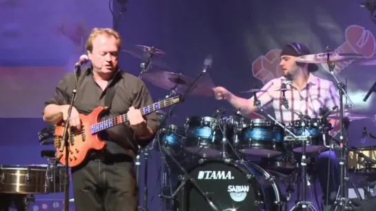 Level 42 - Almost There (30th Anniversary World Tour 22.10.2010) OFFICIAL