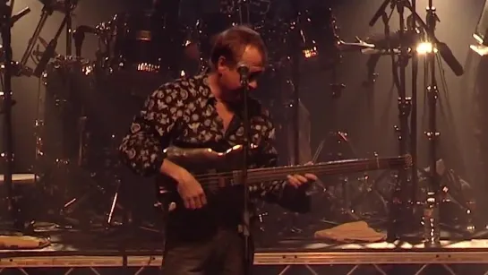 Level 42 - Dune Tune Improv (Live in Oxford 2006)