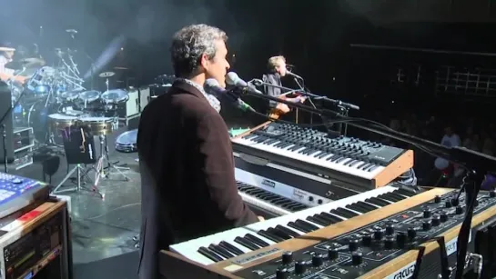 Level 42 - Hot Water (30th Anniversary World Tour, 22.10.2010) OFFICIAL