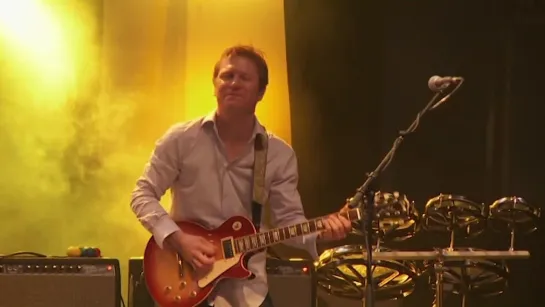 Level 42 - Lessons In Love (30th Anniversary World Tour 22.10.2010) OFFICIAL