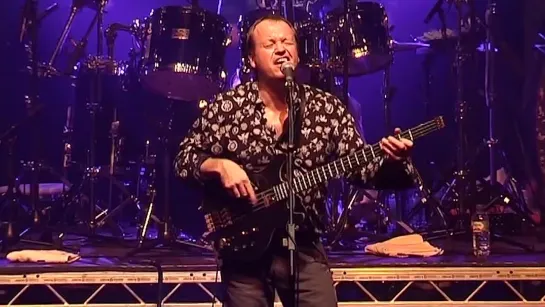 Level 42 - The Chinese Way (Live in Oxford 2006)