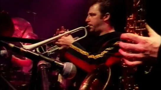 Level 42 - The Spirit Is Free - Live