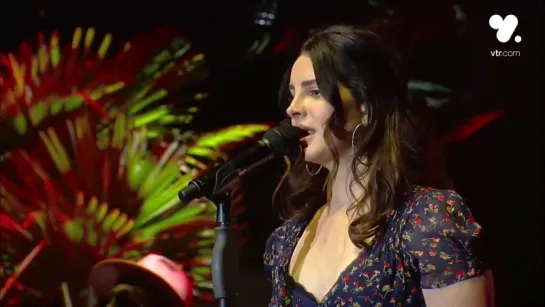 Lana Del Rey – Cherry / Scarborough Fair (Live @ «Lollapalooza Festival», Chile)