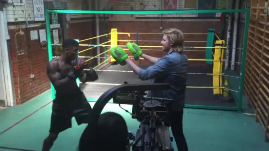 Jamie N Commons - Not Gonna Break Me (Behind the Scenes) Some sparring on the set of the 'Not Gonna Break Me' video 🔥