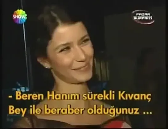 Beren Saat & Kivanc Tatlitug ELLE AWARDS 2010 Pazar Surprizi